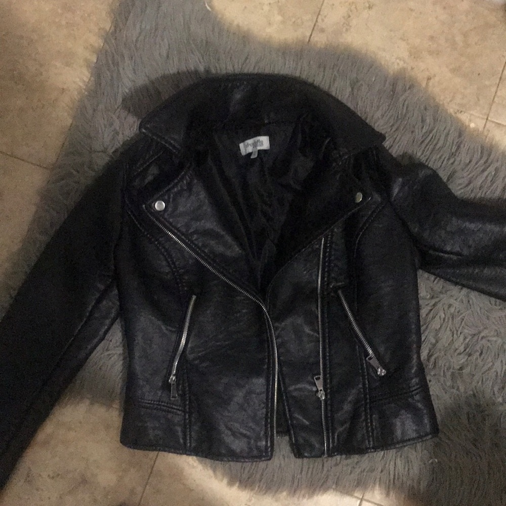 Black leather jacket - Picture 2 of 2
